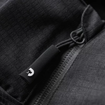 DC Pack & Carry Shell Jacket Black Amie detail