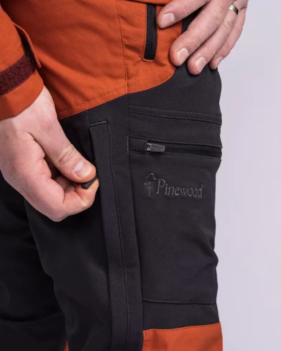 PINEWOOD Finnveden Hybrid Trousers Men 455 detail