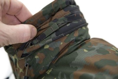 CARINTHIA HIG Jacket 5-kleuren camouflage Detail
