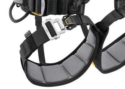 C038EA-FALCON-ASCENT-focus-3_LowRes PETZL Lightweight seat Harness FALCON ASCENT detail