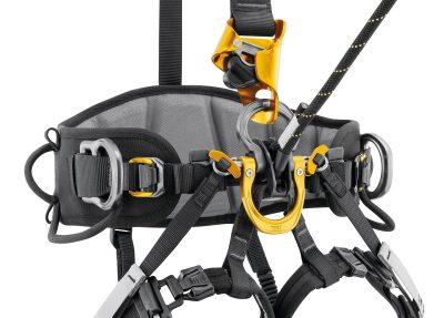 C085AB00-ASTRO-SIT-focus-2_LowRes PETZL Ultra-comfortable sit harness ASTRO SIT